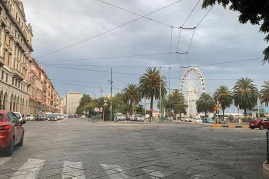 Appartamento Centro Кальярі Екстер'єр фото